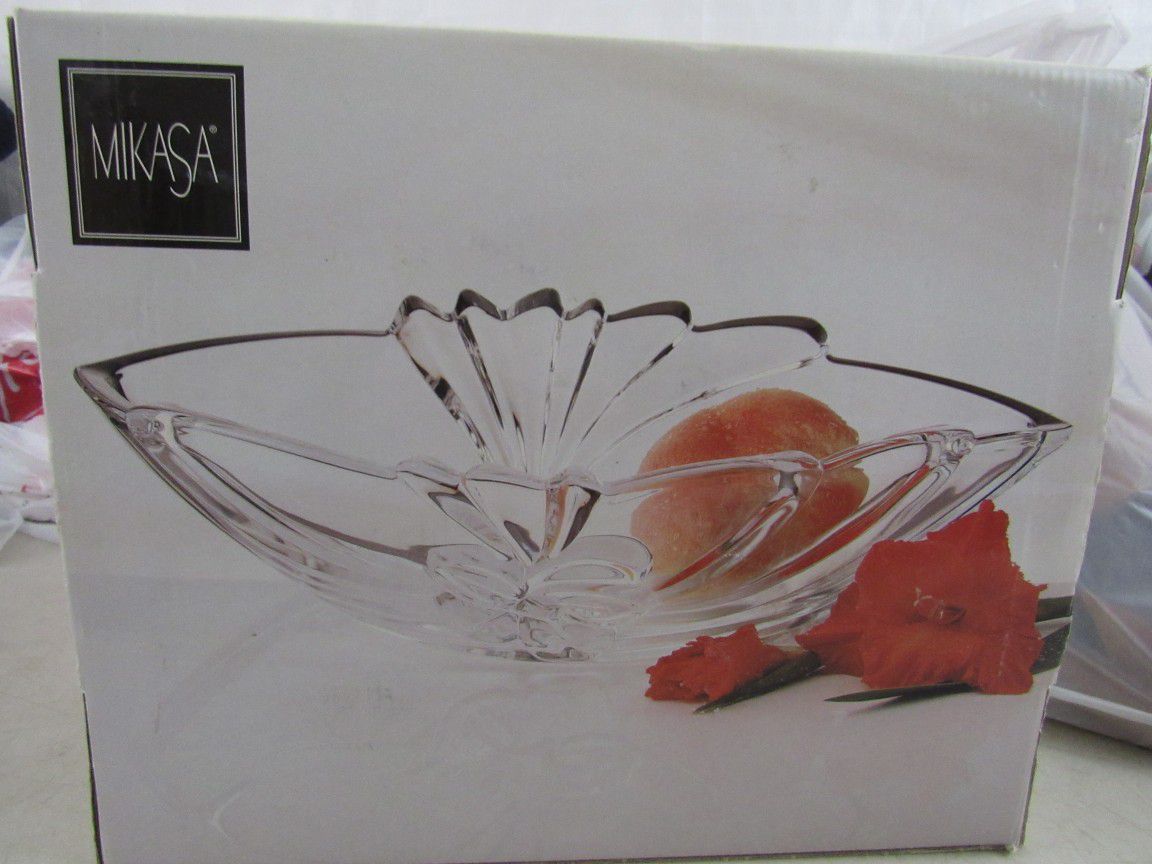MIKASA Made In Germany Floral Tropics 14" Centerpiece Bowl # SA 010/259 NEW


