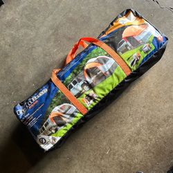 RightLine SUV Tent