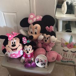 Minnie mouse plushy’s