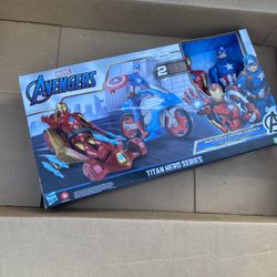 The Avengers Action Figure Set 