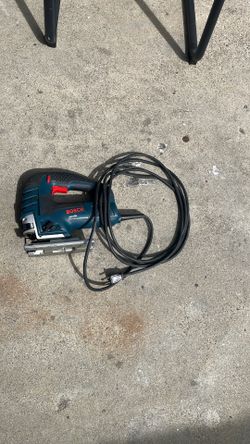 Bosch JS470E saw