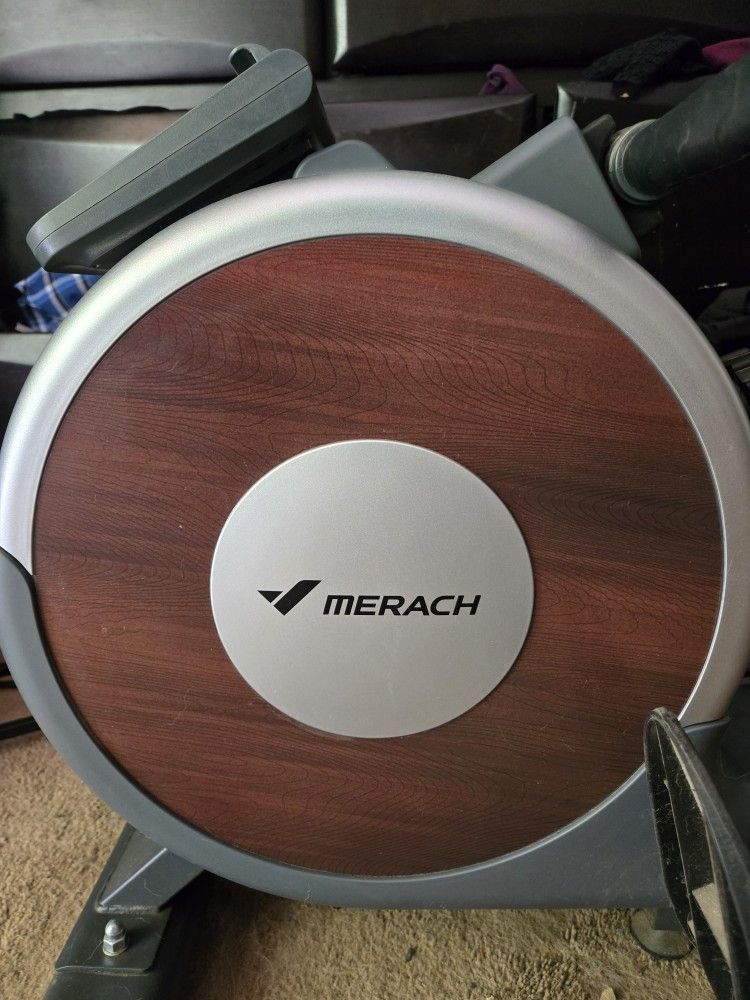 MERACH ROWING MACHINE