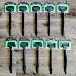 New car windshield cleaner