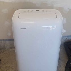 Portable AC Unit 8000 Btu TOSHIBA 
