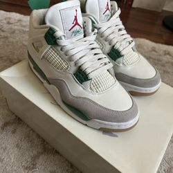 Air Jordan 4 Pine green