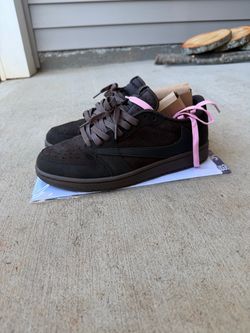 Jordan 1 Travis
