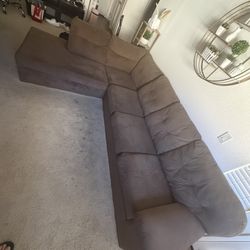 Sectional couch *Pending sale* 