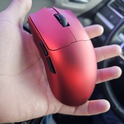 Wireless Gaming 8K Polling Gaming Mouse