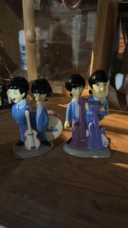The Beatles Ceramic Figurine Set