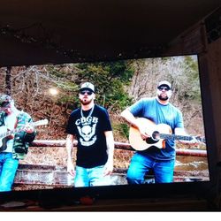 82 In Samsung 4k Uhd Crystal 