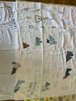 Baby milestone blanket - free