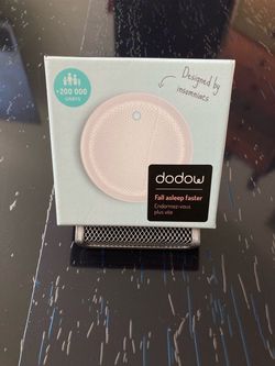 Dodow Sleep Aid Device