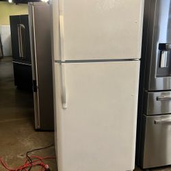 KENMORE TOP FREEZER REFRIGERATOR APARTMENT SIZE 