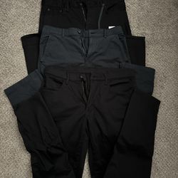 Uniqlo Jeans (pictures of size TOP TO BOTTOM) 