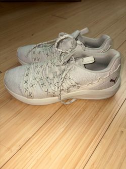 Womens shoes