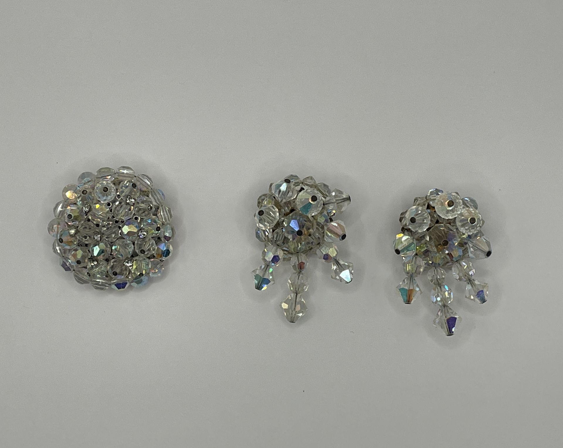 1950s Aurora Borealis Iridescent Crystal Beaded Clip On Earrings & Brooch/pin 