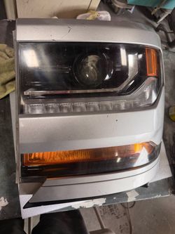 OEM 2016-2018 Chevy Silverado 1500 Left LH HID Headlight Switchblade Silver