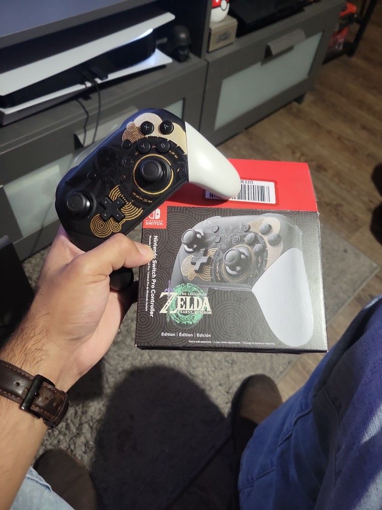 Nintendo Switch Pro Controller Zelda