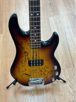 G&L L.1000 Bass Guitar