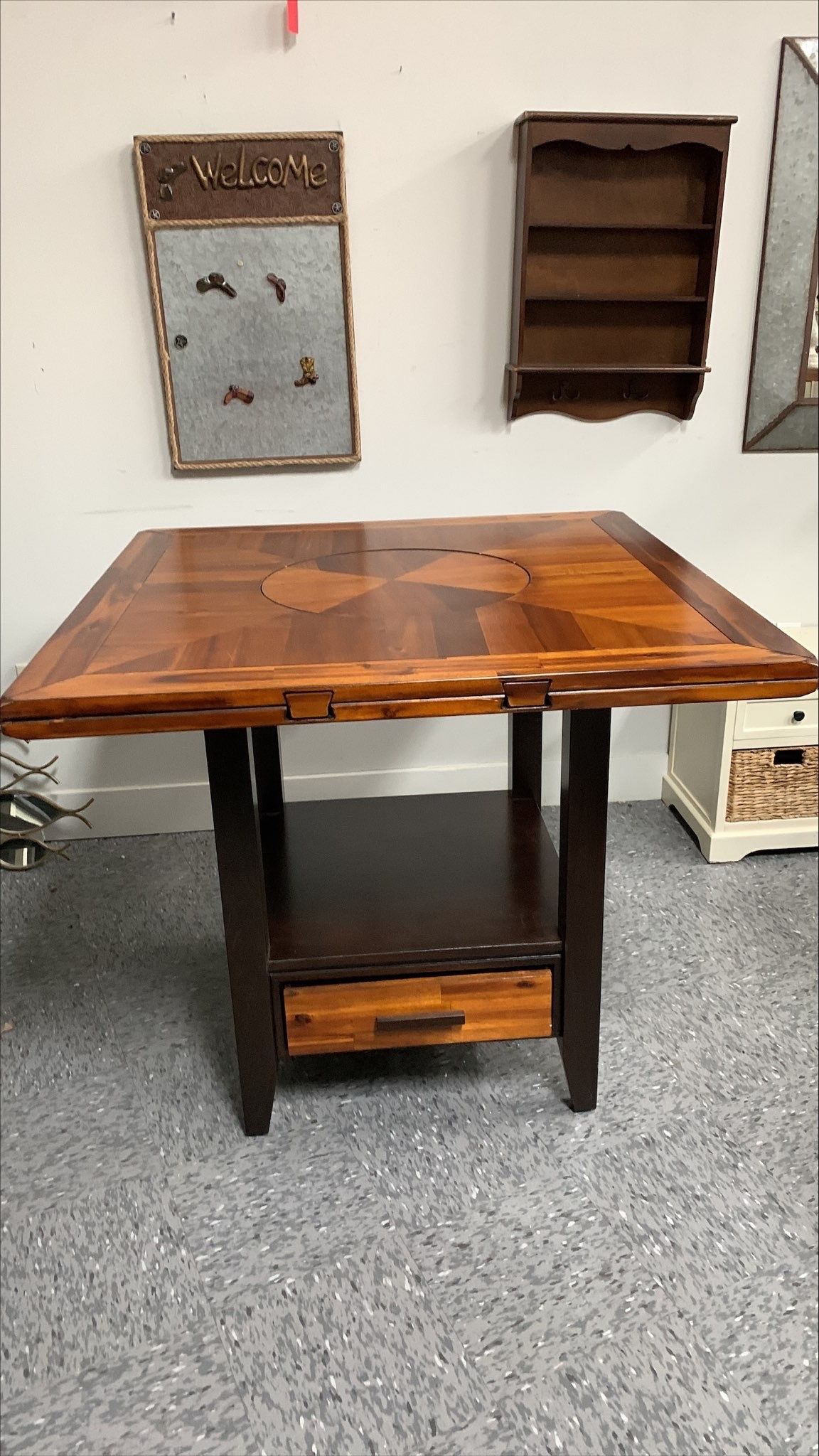 High Top Table for Sale in Fort Lauderdale, FL OfferUp