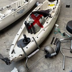 Hobie Mirage Outback V2 Drive Comes W/E Except Live Bait Tank 