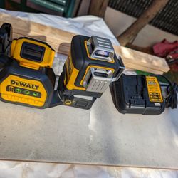 Dewalt Laser 20v/12v New Battery And Charger