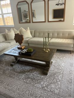 Living spaces Coffee table