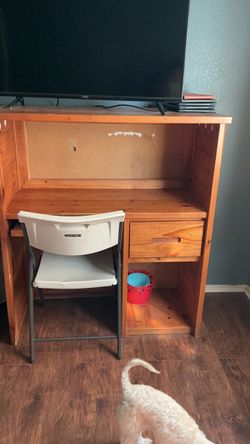 Desk ( price negotiable)