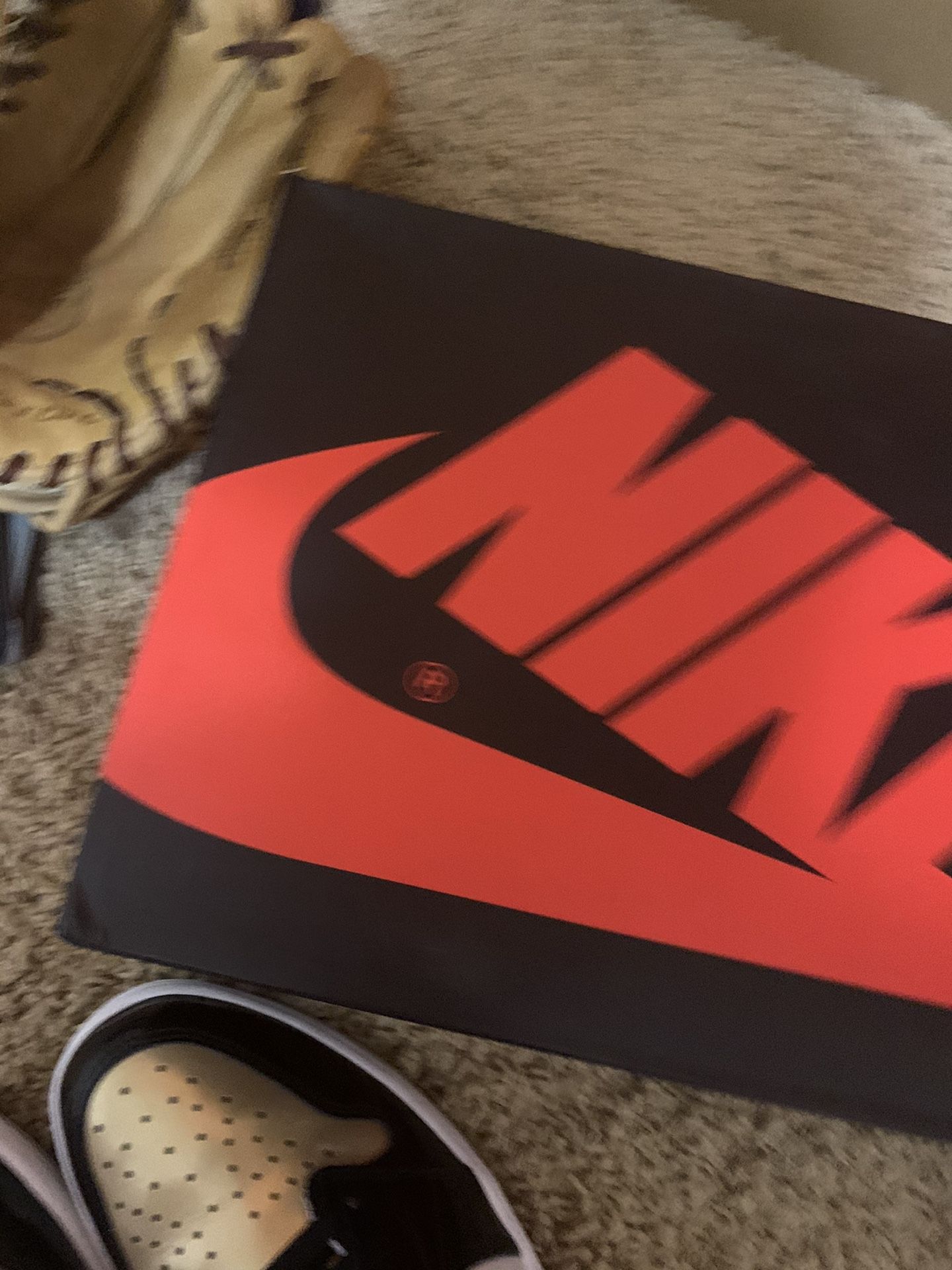 Gold Toe Jordan 1 High DS with box and laces