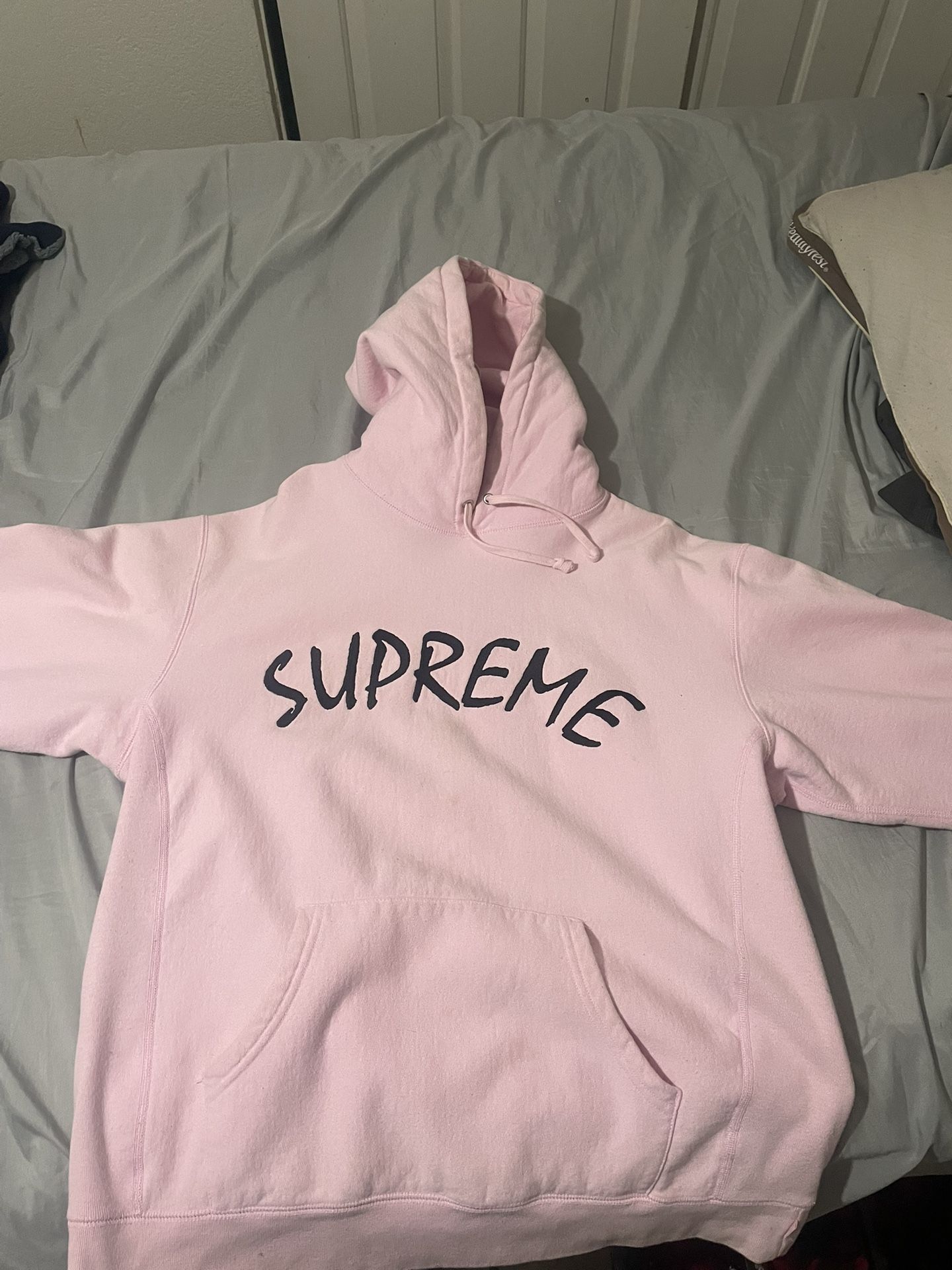 Supreme Hoodie