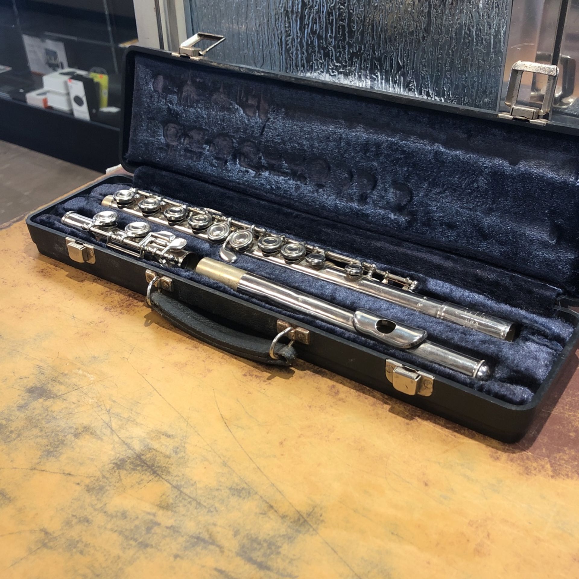 Arther Silver Tone Flute