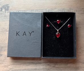 Kay Jewelers Red Heart 3-Piece Jewelry Set