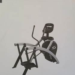 Elliptical CYBEX ARC TRAINER- BRAND NEW 