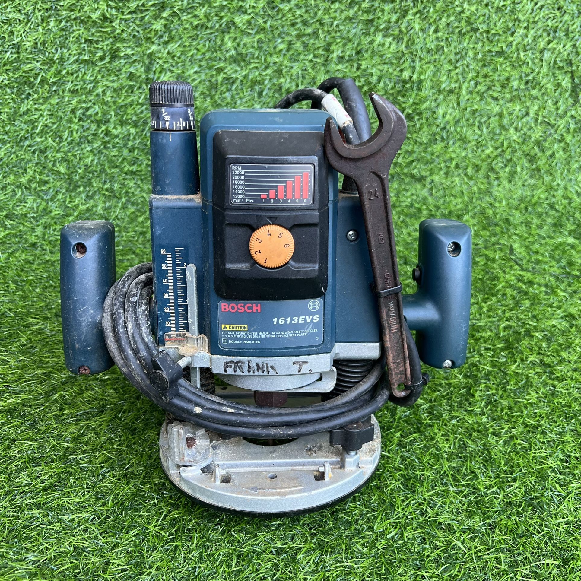Bosch 1613EVS Corded Electric Plunge Router TESTED Working
