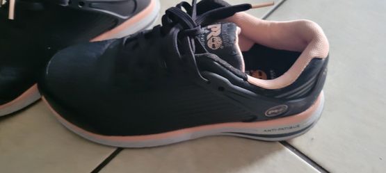 Women's Toe Work Sneakers Razz Size 7
