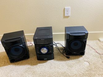 Sony 2.1 speaker with subwoofer. Excellent sound for both indoors and outdoors.