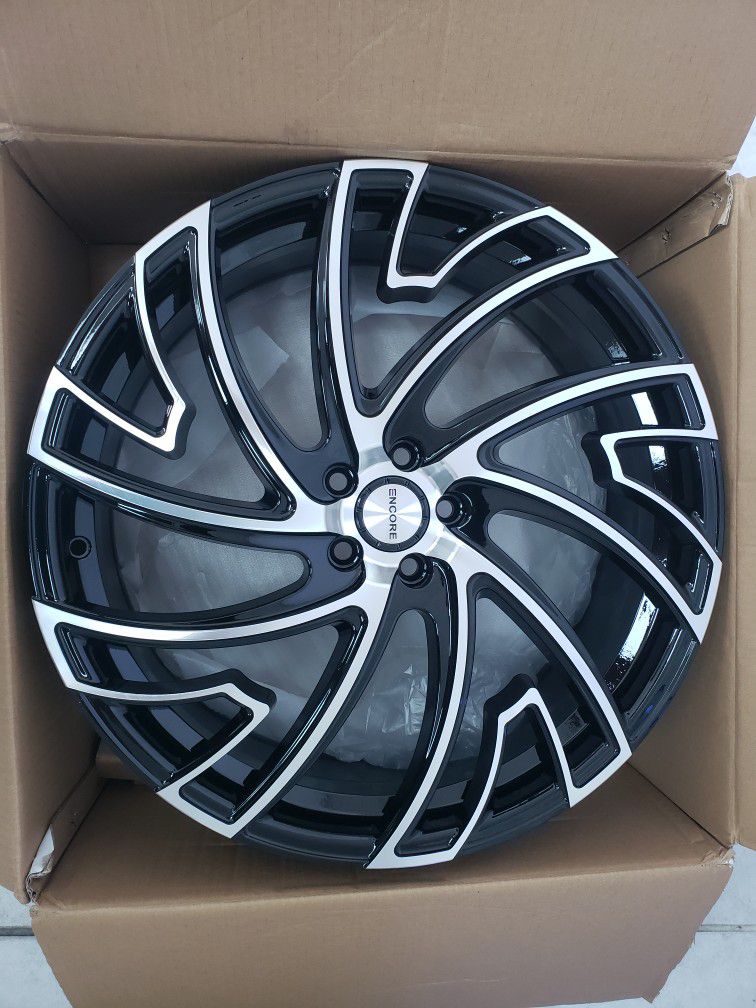 18" Wheels New In Boxes 5 Lug 5x114.3

