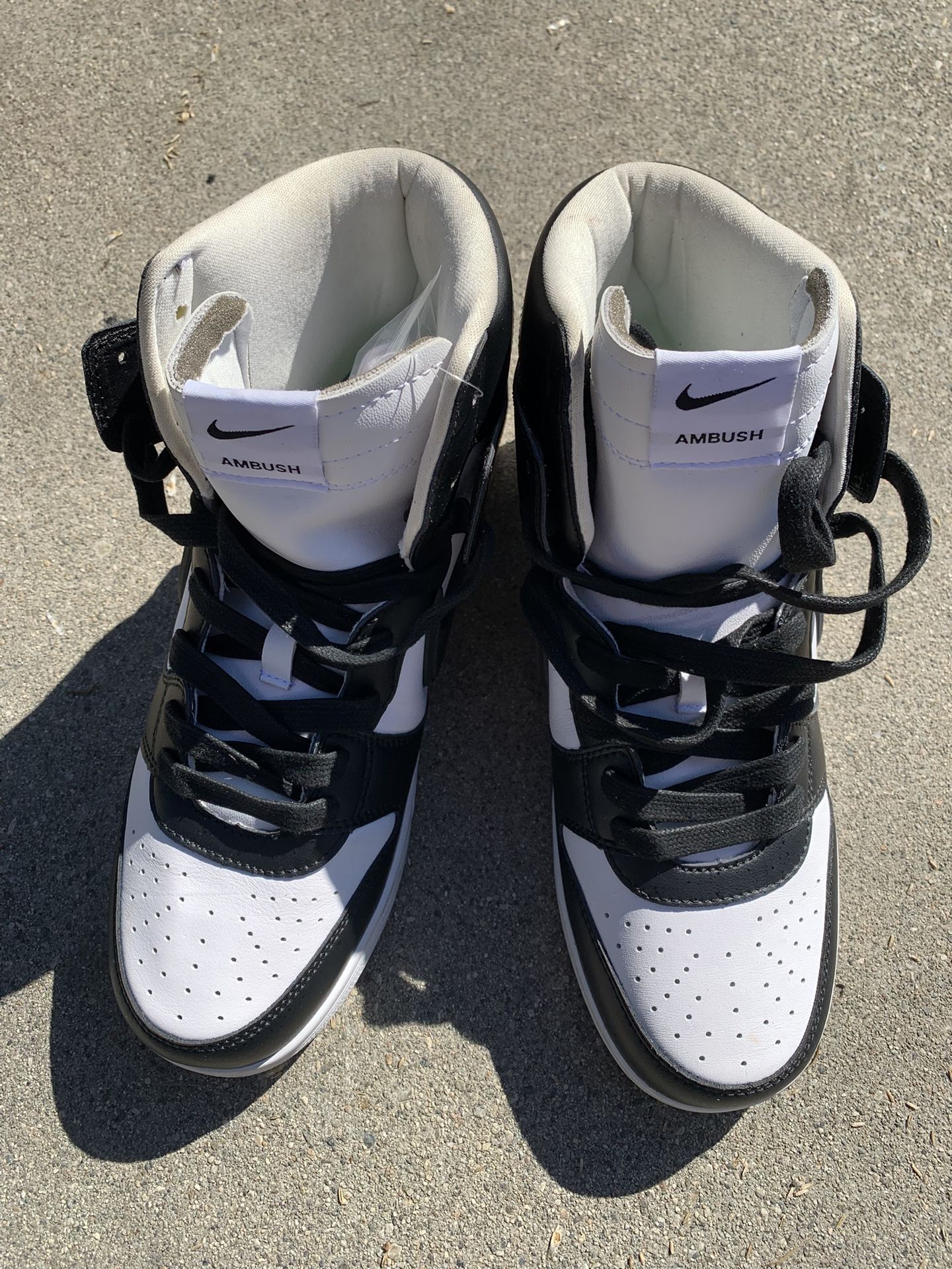 Nike Dunk (Ambush) Size 10