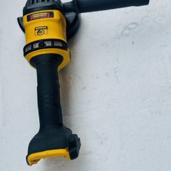 Dewalt FLEXVOLT 60V MAX Cordless Brushless 4.5 in. to 6 in. Small Angle Grinder with Kickback Brake (Tool Only