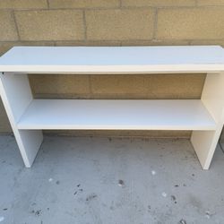📣 FREE ALERT! 2 shelf console table