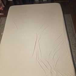Queen Size Mattress 
