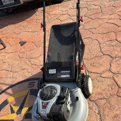 Murray 22 in. 140 cc Briggs & Stratton Walk Behind Gas Self-Propelled Lawn Mower with Front Wheel Drive and Bagger