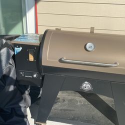 PittBoss Smoker AustinXL