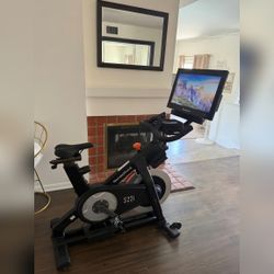 NordicTrack S22i Bike - Like New - Cypress, CA