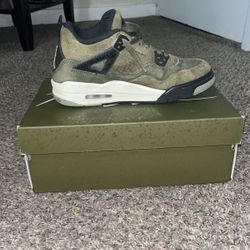 Air Jordan 4’s Medium Olives Retro SE Craft GS