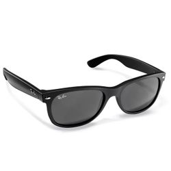 NEW IN BOX Ray-Ban® Sunglasses - Wayfarer Classic