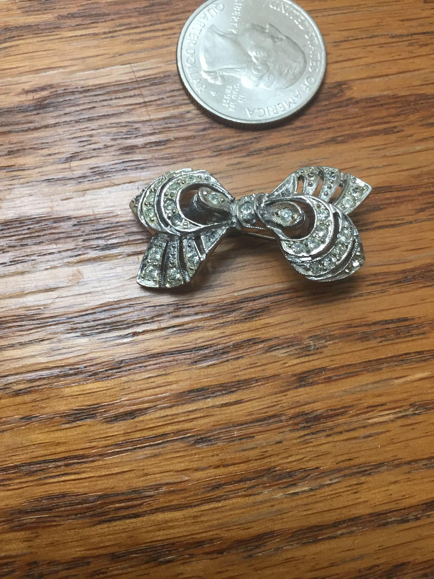 Vintage Silvertone Rhinestone Bow Pin