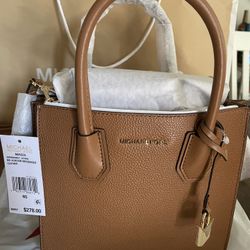 Micheal Kors Mercer Purse And Matching Wallet