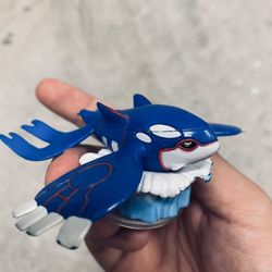 Nintendo Tomy Pokémon Kyogre Figure Toy