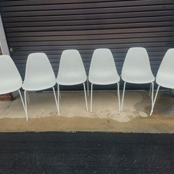 Set of 6 MCM  Molded Poly Propylene with Powder Coated Metal Legs  Chairs. 